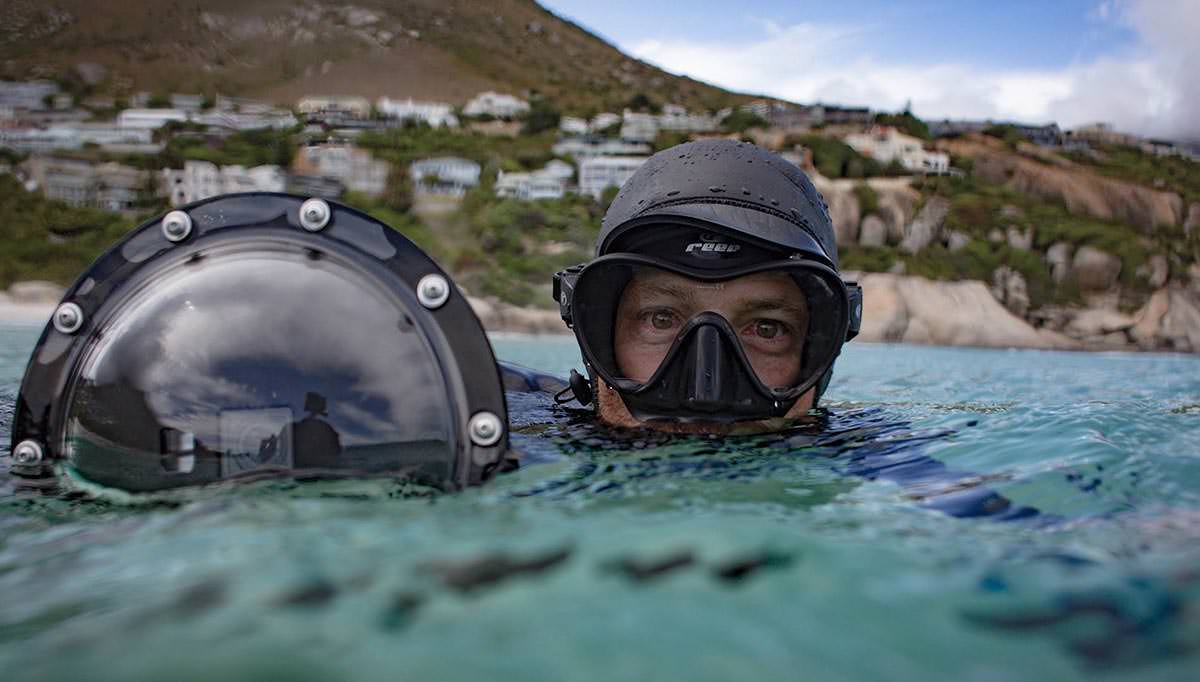 How to Shoot Half Underwater GoPro Photos (Gear + 6 Tips) 2025 - GDome