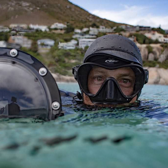 How to Shoot Half Underwater GoPro Photos (Gear + 6 Tips) 2025 - GDome
