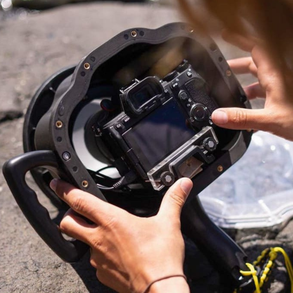 Underwater Camera Housings: The Complete Guide from GoPro to DSLR with GDome - GDome