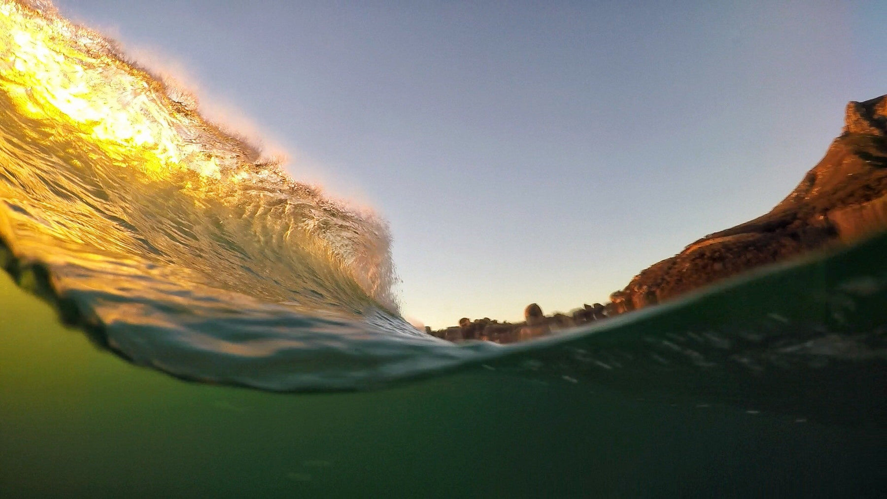 WILL THE BEST SURF PHOTOS BE TAKEN WITH A PHONE 2025 - GDome