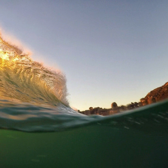 WILL THE BEST SURF PHOTOS BE TAKEN WITH A PHONE 2025 - GDome