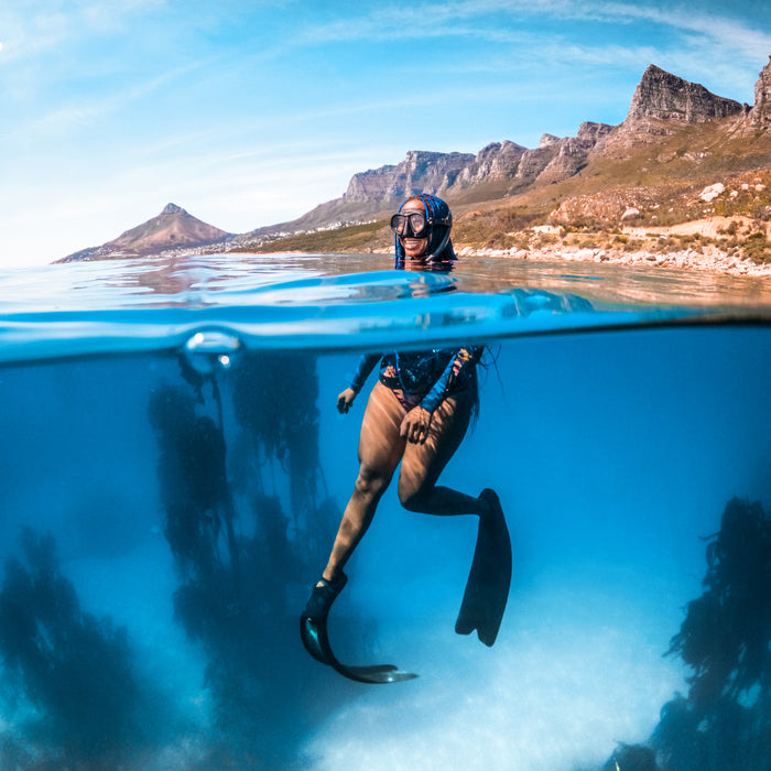 Can you take pictures underwater with the iPhone 14 Pro Max in 2023?